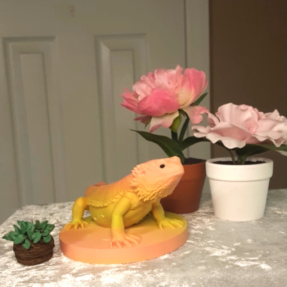 Handmade 3 D Printed Bearded Dragon Yellow Peach